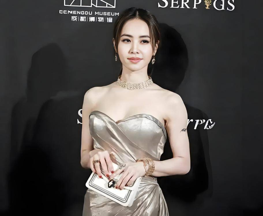 排行榜我相信你至少穿过三个牌子以上！AG旗舰厅全球最牛的10个鞋子品牌(图43)