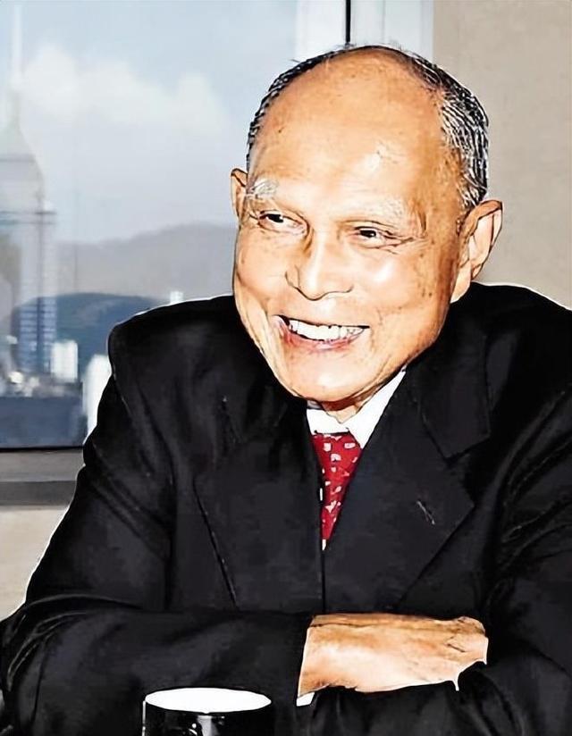 的父亲霍震霆如今还能再次为霍家“争光”AG旗舰厅入口霍启刚未曾料到他79岁(图11)